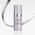 contorno de ojos rellenador de arrugas de Skeyndor