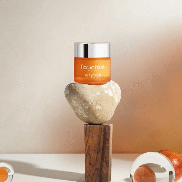 C+C Vitamin Oil-Free Gel de Natura Bissé. Bodegón