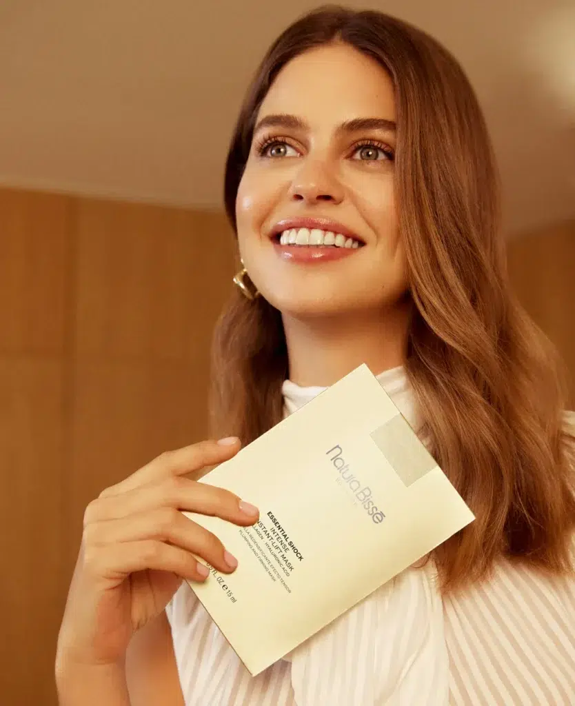 Essential Shock Intense Instant Lift Mask lifestyle de natura bissé